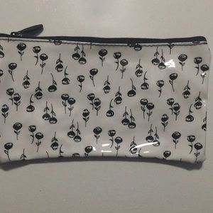 5/$20 NWOT Lancome makeup bag
